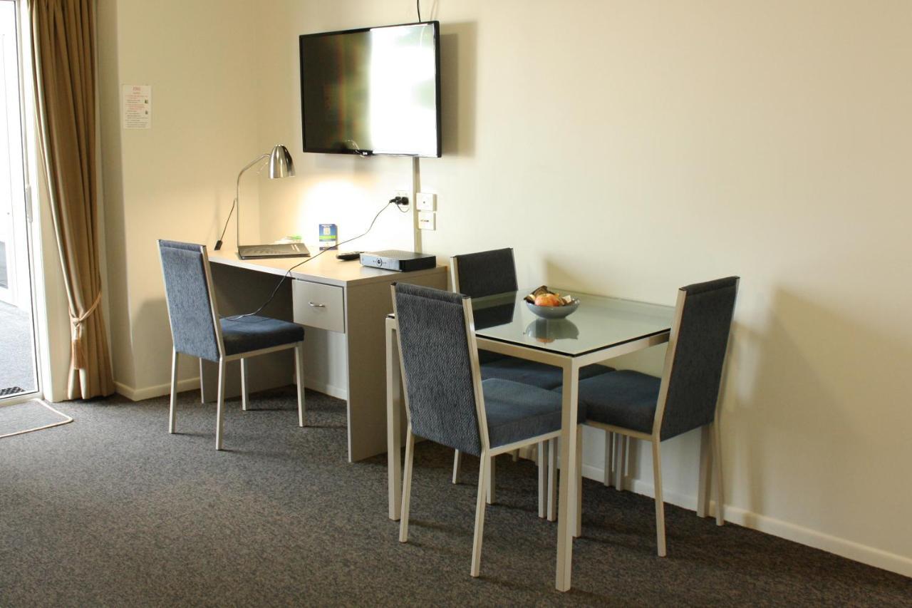 Hawera Central Motor Lodge Buitenkant foto